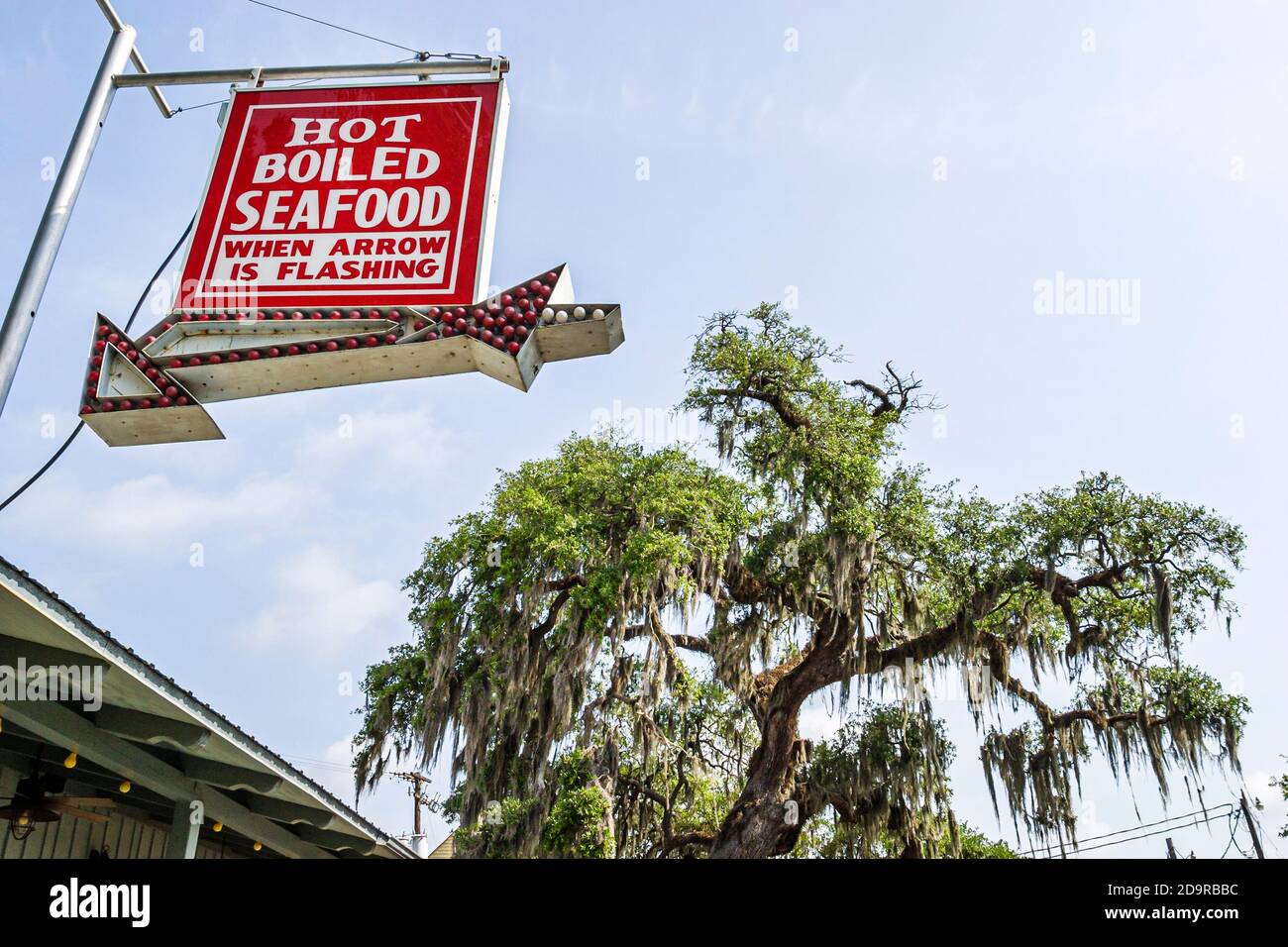 Louisiana Northshore,Madisonville,panneau de fruits de mer chauds quand Arrow est clignotant,Morton's Seafood restaurant, Banque D'Images