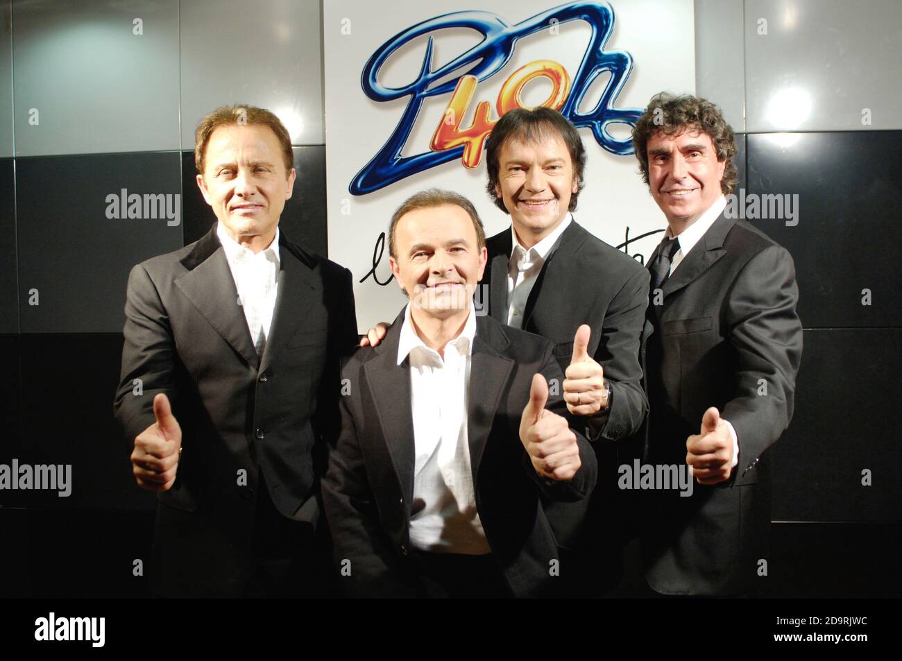 MILANO, 16/11/05 FESTA DEI POOH 40 ANNI DI CARRIERA ROBY FACCHINETTI, DODI BATTAGLIA, STEFANO D'ORAZIO E RED CANZIAN © ELIO VILLA Banque D'Images