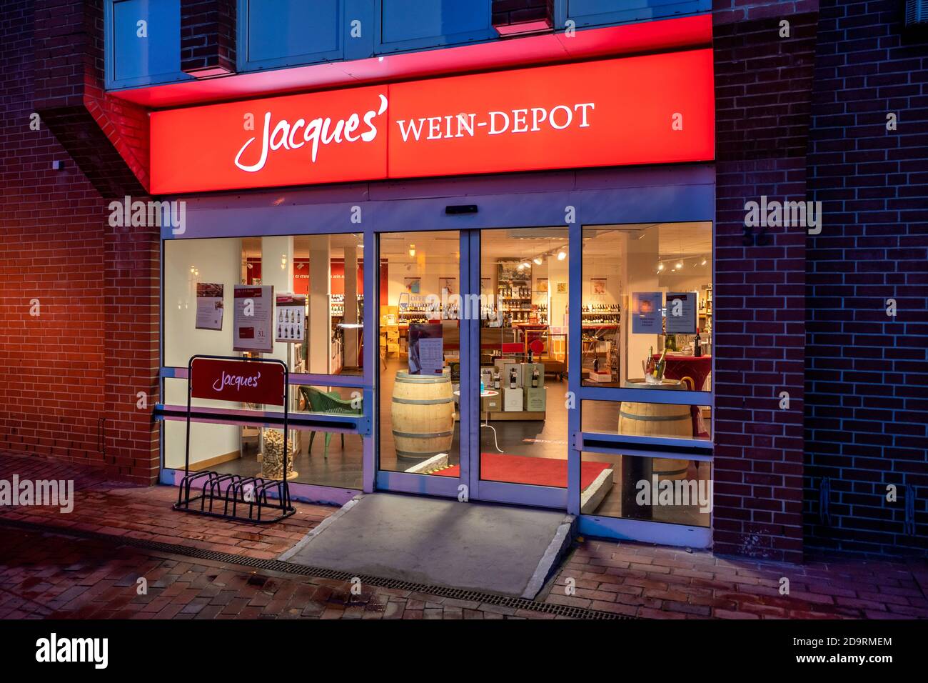 Branche de Jacques Wein-Depot à Cuxhaven, en Allemagne. Banque D'Images