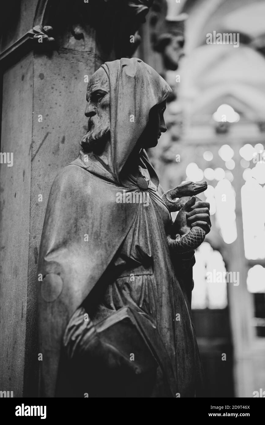 Prudence en regardant vers l'avant et vers l'arrière Banque D'Images