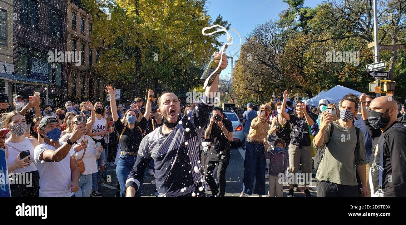 Célébration de la défaite de la présidence Trump en 2020 à Brooklyn, NY Banque D'Images