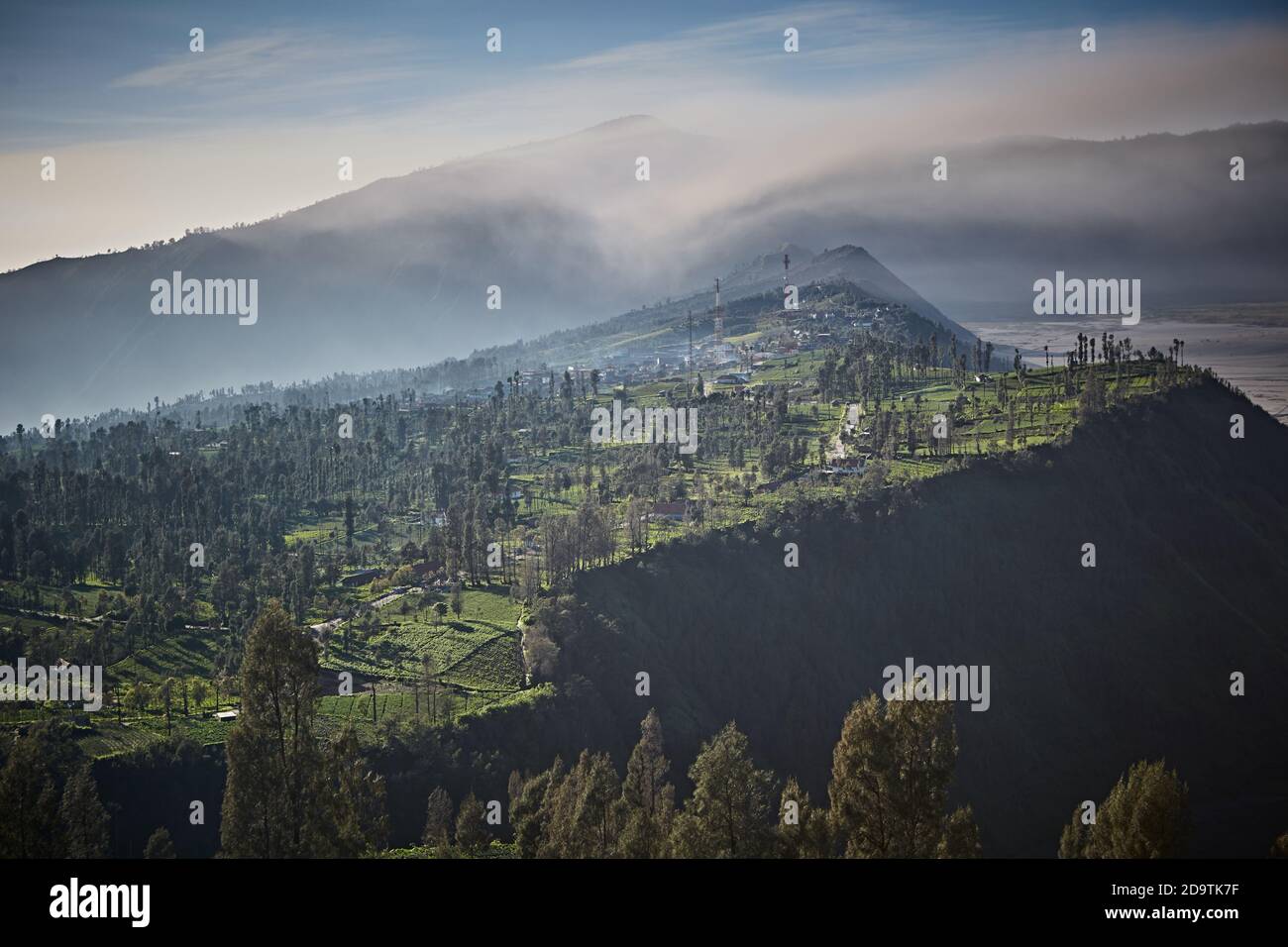 East Java, Indonésie, février 2016. La ville de Cemoro Lawang dans le parc national de Bromo Tengger Semeru. Banque D'Images