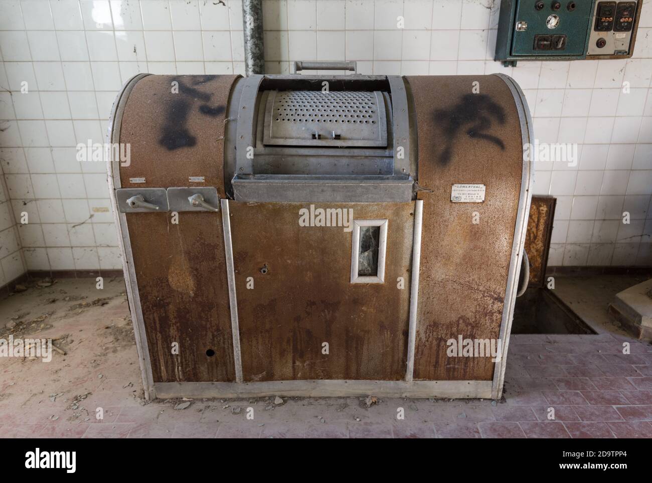 Machine à laver ancienne dans la buanderie de Casalegno Orphanage Banque D'Images