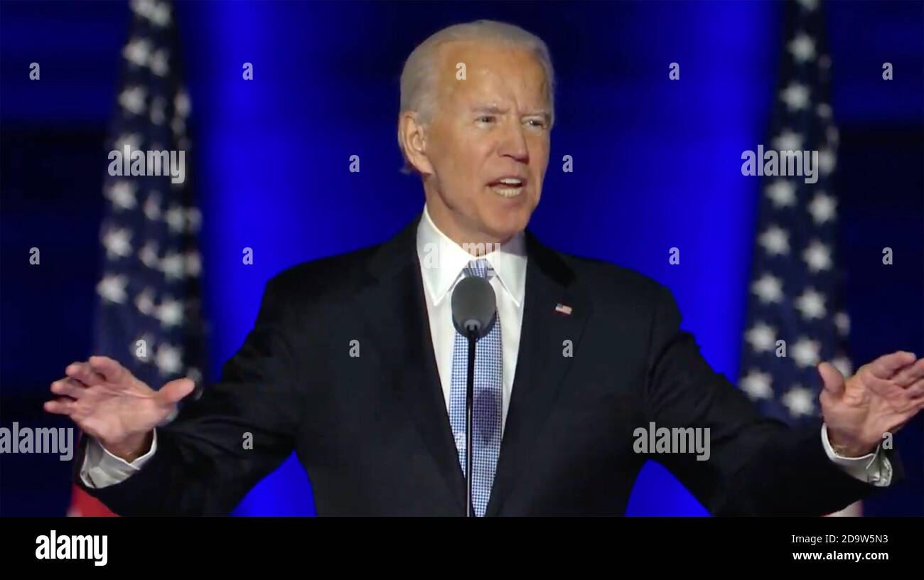 Dans cette image du flux vidéo de la campagne de Biden, le président élu des États-Unis Joe Biden, fait des remarques à la nation après avoir été déclaré vainqueur de l'élection présidentielle américaine de 2020 du Chase Center à Wilmington, Delaware le samedi 7 novembre 2020.Credit: Campagne de Biden via CNP | usage dans le monde entier Banque D'Images