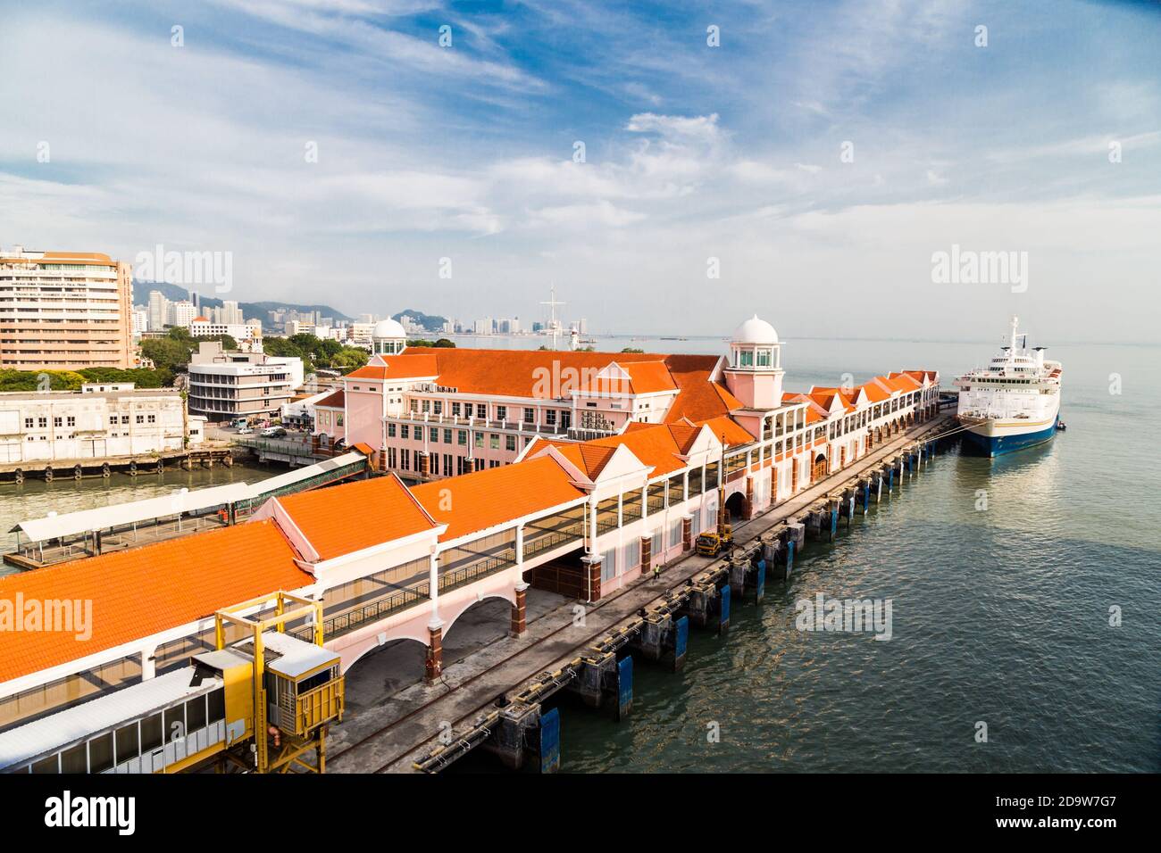 Lever du soleil au terminal de croisière Swettenham Pier, Penang Island Banque D'Images