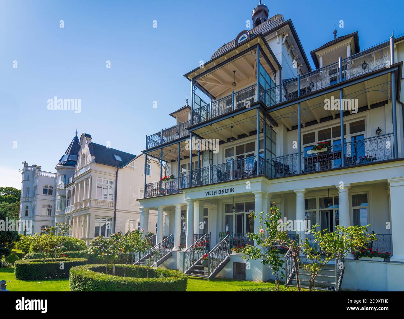 Binz: Architecture typique de la station balnéaire à la promenade de la plage, villa Baltik, Ostsee (mer Baltique), Ile de Rügen, Mecklembourg-Poméranie-Occidentale, Allemagne Banque D'Images