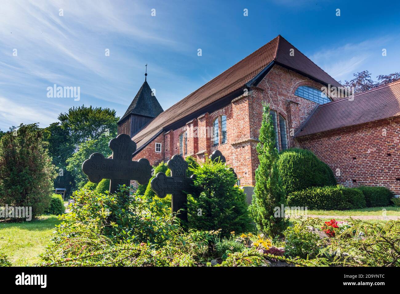 Prerow: Seemannskirche (église des gens de mer), Ostsee (mer Baltique), péninsule de Darß (Darss), Mecklembourg-Poméranie-Occidentale, Allemagne Banque D'Images