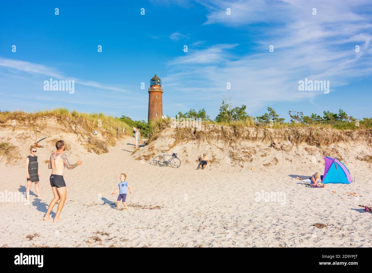 Vorpommersche Boddenlandschaft, Parc national de la région du lagon de la Poméranie occidentale: phare à Darßer Ort, plage, Ostsee (mer Baltique), Darß (Darss) penins Banque D'Images