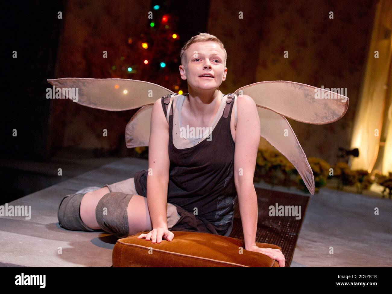 Maxine Peake (le Skriker) dans LE SKRIKER par Caryl Churchill au Royal Exchange Theatre, Manchester 04/07/2015 musique: Nico Muhly design: Lizzie Clachan éclairage: Jack Knowles réalisateur: Sarah Frankcom Banque D'Images