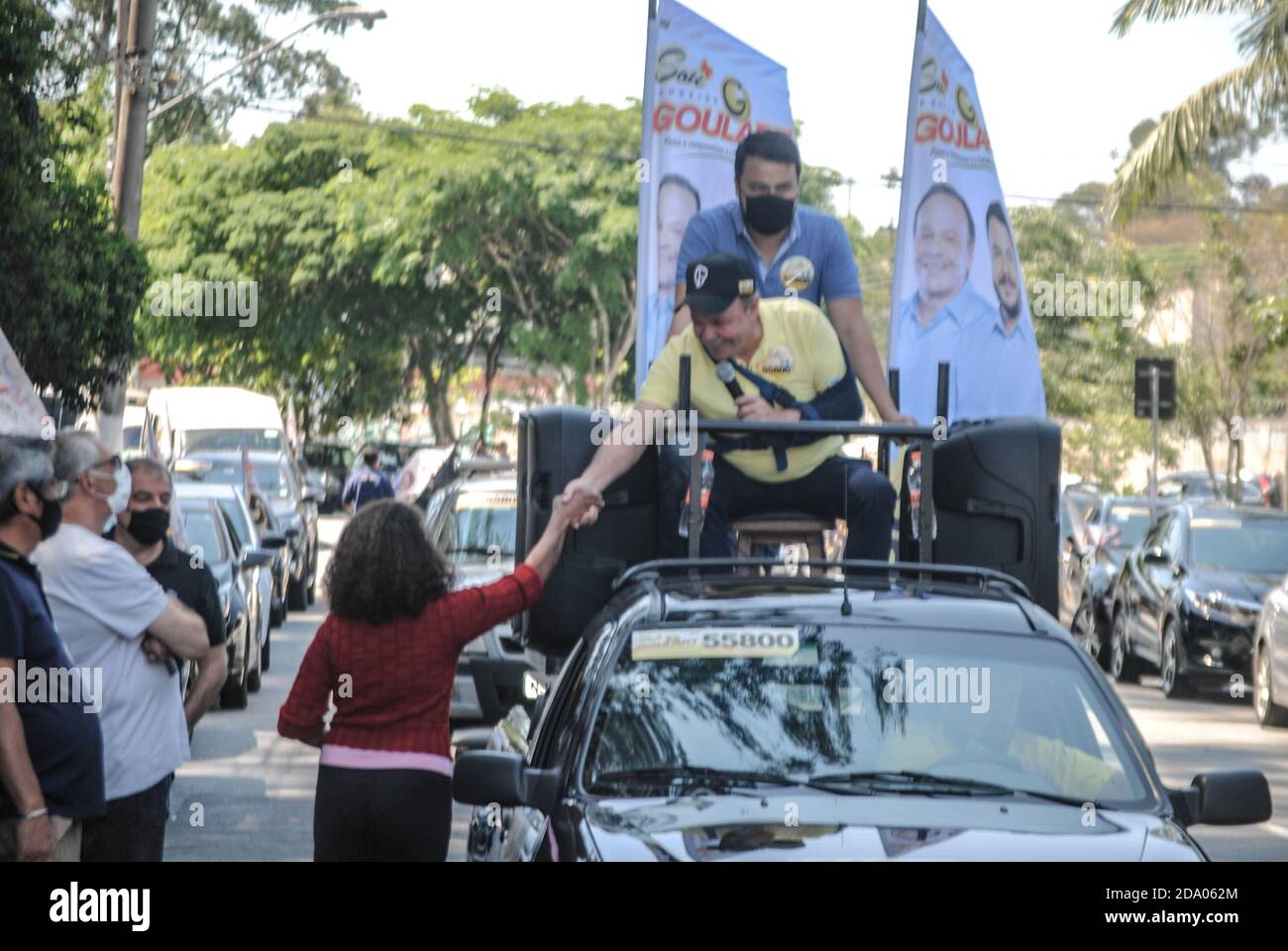 Sao Paulo, Sao Paulo, Brésil. 8 novembre 2020. Sao Paulo (SP), 08/11/2020 -  ELEICAO /CAMPANHA ELEITORAL DO CANDIDATO VEREADOR/SAO PAULO/RODRIGO GOULART  (PSD) - EM campanha eleitoral do vereador Rodrigo Goulart, polico filiado