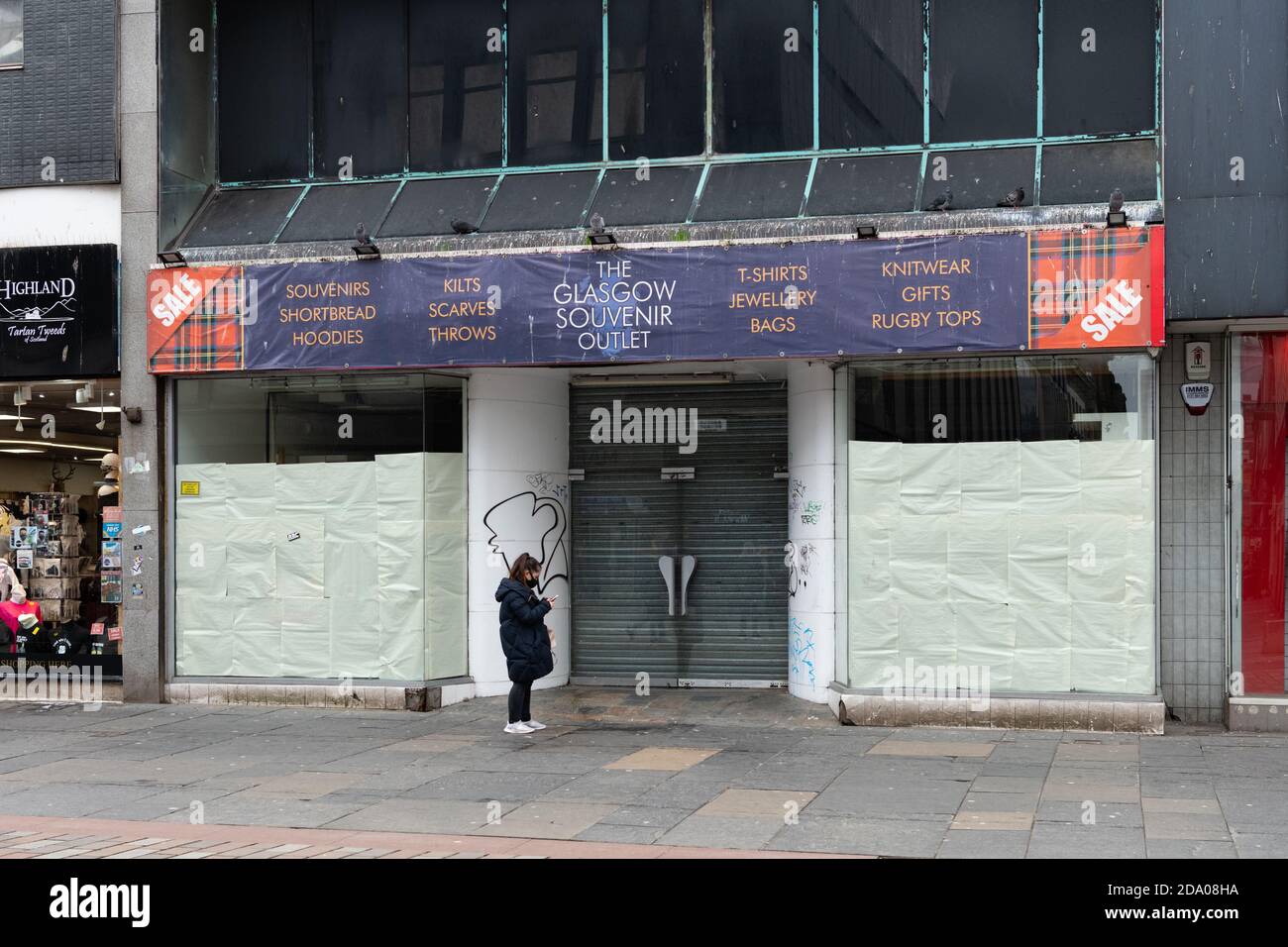 Boutique de souvenirs fermée sur Argyle Street, Glasgow, Écosse, Royaume-Uni pendant la pandémie du coronavirus 2020 Banque D'Images