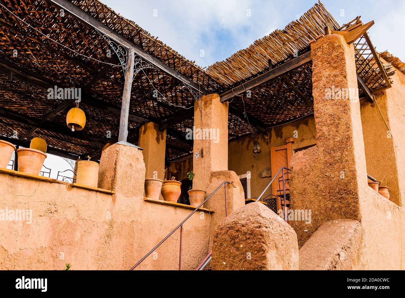 La Kasbah de Taourirt en brique de boue. Ouarzazate, Drâa-Tafilalet, Maroc, Afrique du Nord Banque D'Images