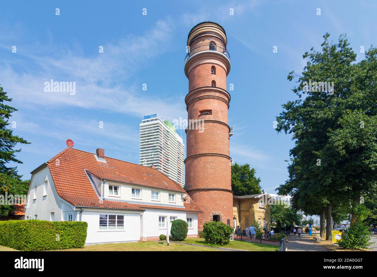 Lübeck: Hotel Maritim, Vieux phare, quartier Travemünde, Ostsee (Mer Baltique), Schleswig-Holstein, Allemagne Banque D'Images