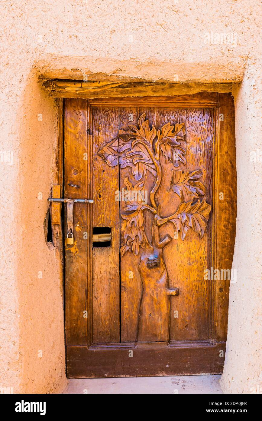 Porte de la maison. Ksar ait Ben haddou, vieux village berbère en briques adobe ou kasbah. Ouarzazate, Drâa-Tafilalet, Maroc, Afrique du Nord Banque D'Images