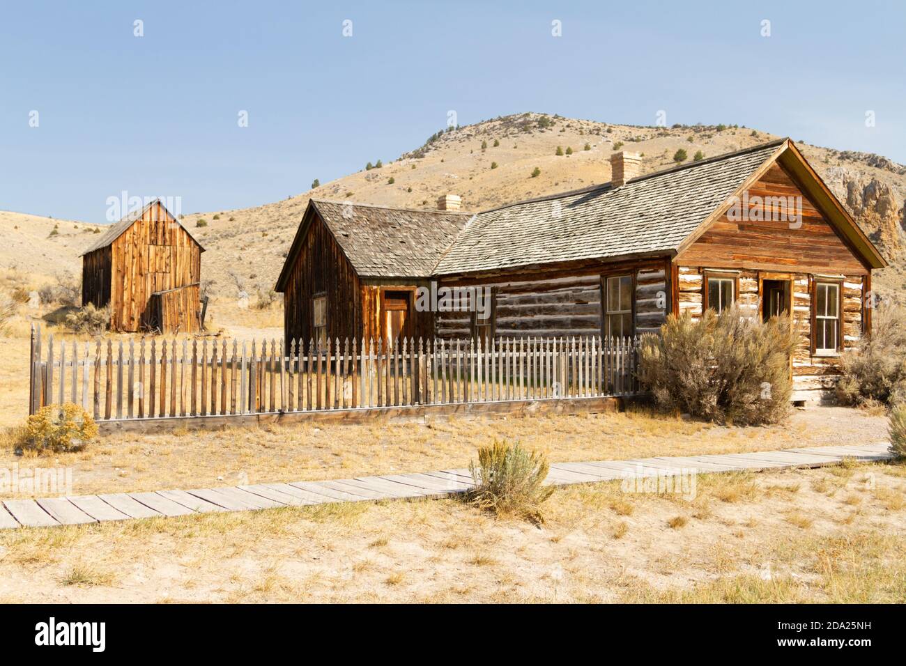 Cabine Bootlegger à Bannack, Montana, États-Unis. Banque D'Images