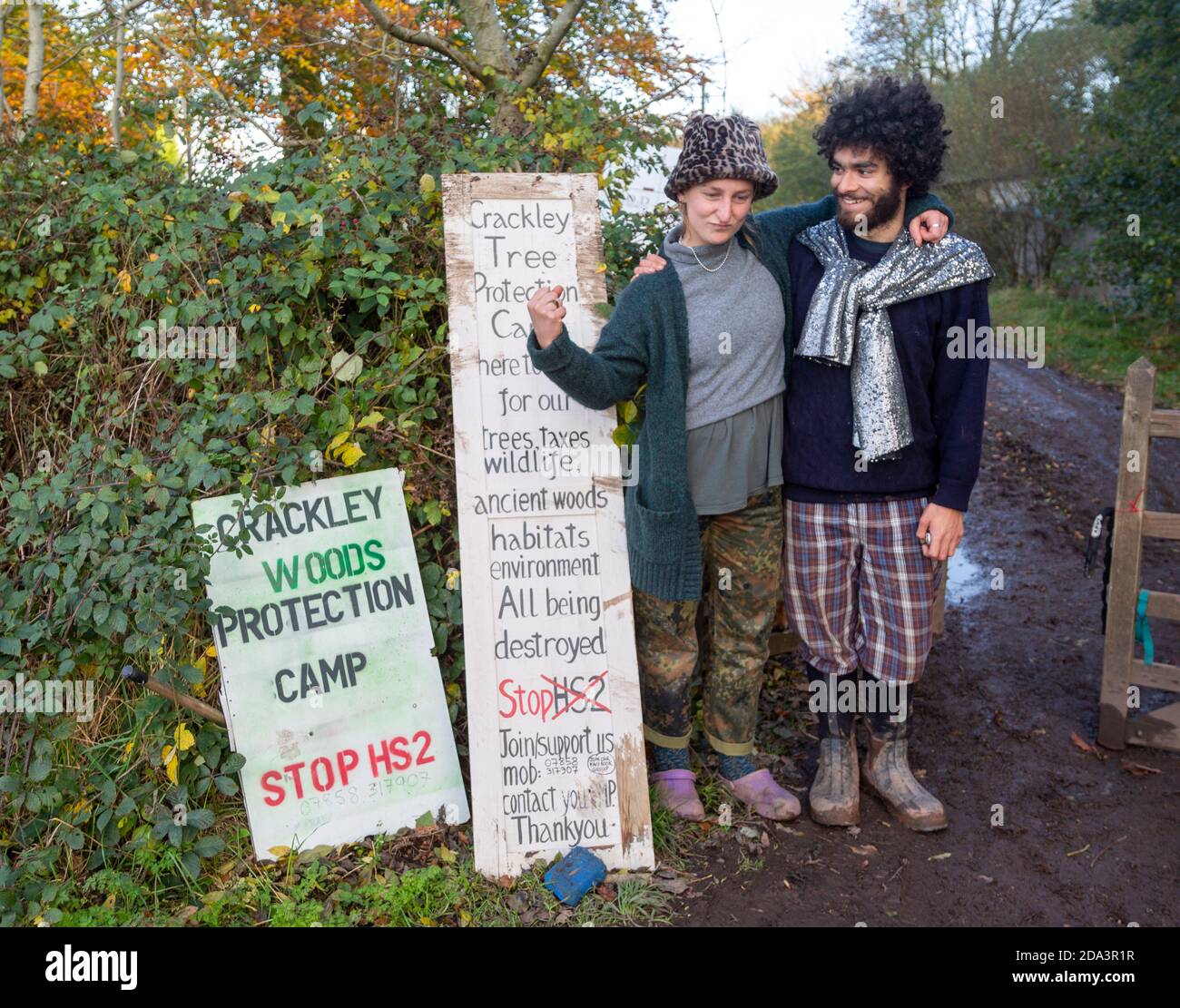 Camp de protection HS2 de Crackely Woods, près de Kenilworth, Warwickshire, Angleterre, Royaume-Uni - novembre 2020 Banque D'Images