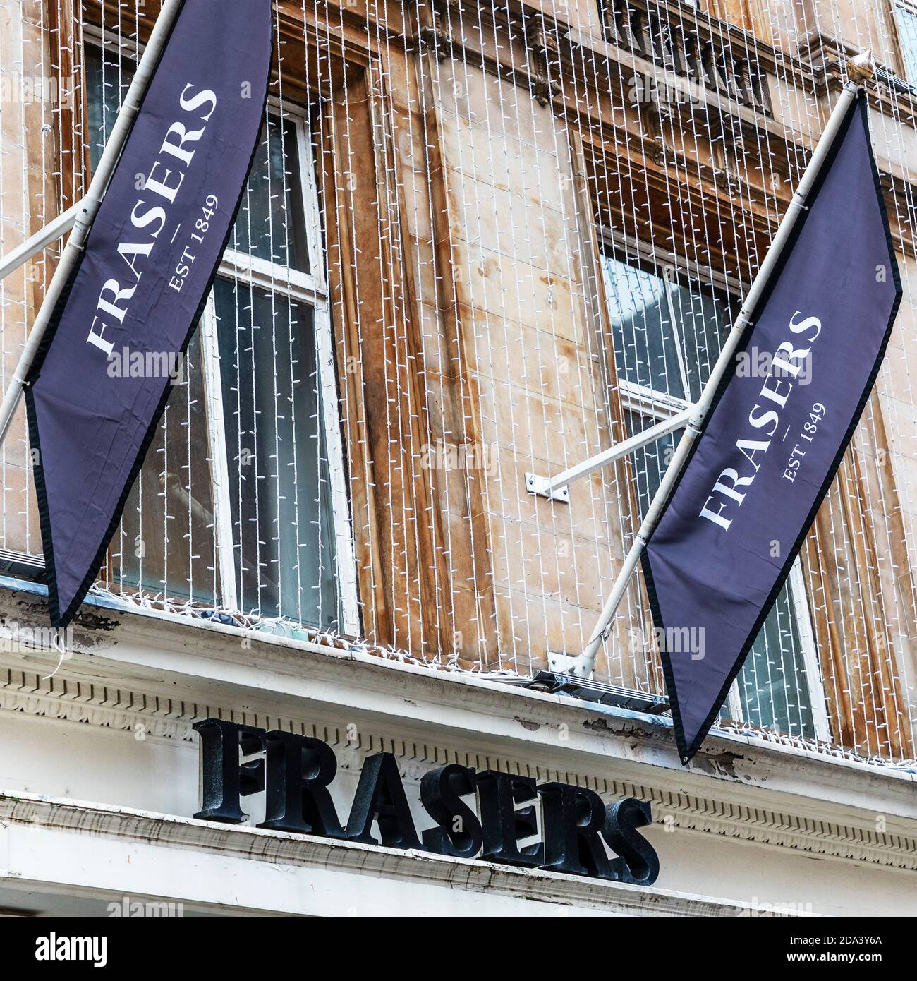 Panneau Shop pour le grand détaillant Frasers, panneau devant le point de vente de Glasgow, Écosse, Royaume-Uni Banque D'Images
