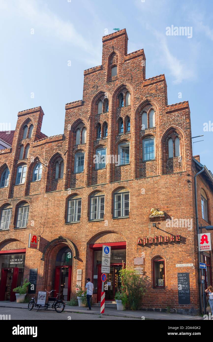 Lübeck: Löwen-Apotheke (pharmacie Lion), Ostsee (Mer Baltique), Schleswig-Holstein, Allemagne Banque D'Images