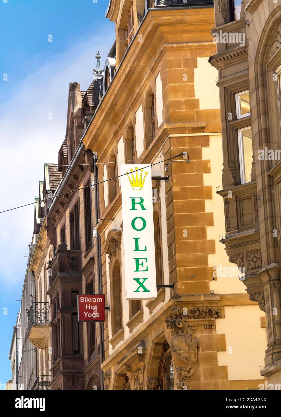 Bâle, SUISSE - 1er juillet 2019: - Rolex shop, bien connu pour ses montres de luxe Banque D'Images