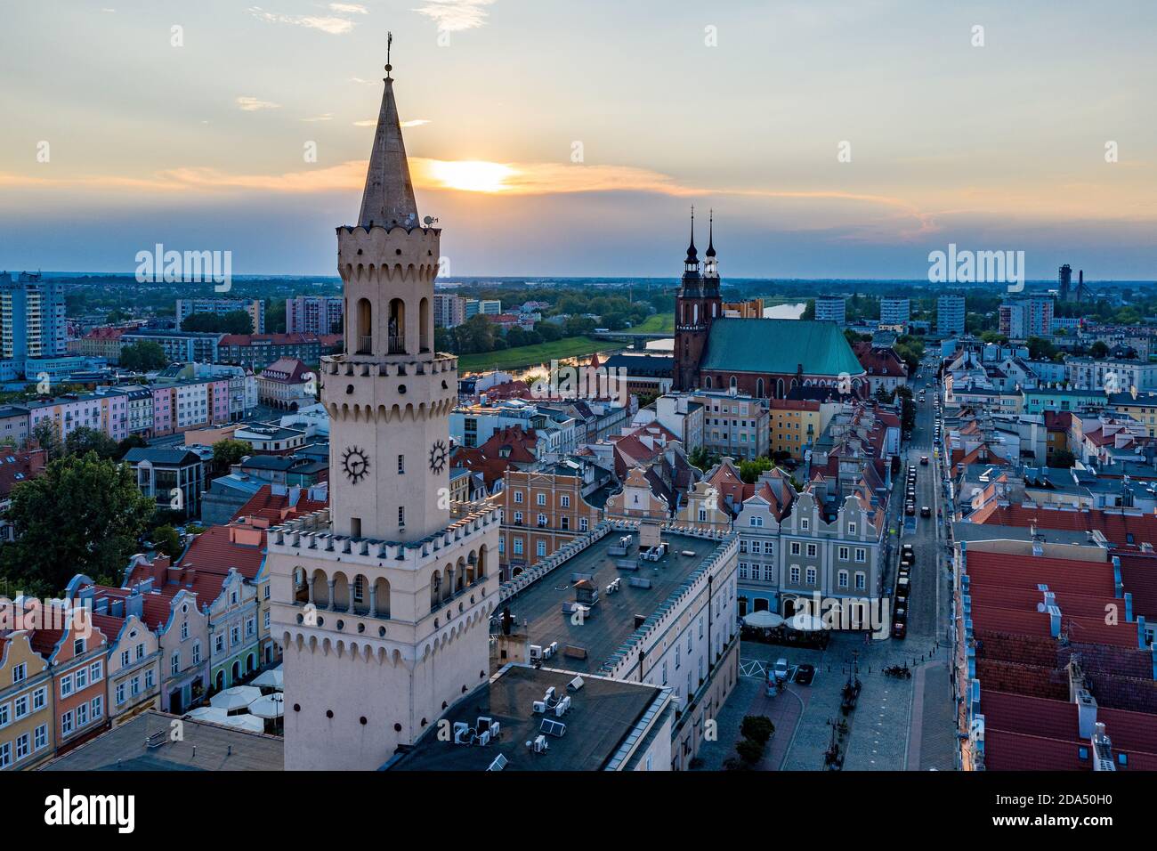 Vue aérienne sur drone à l'hôtel de ville d'Opole Banque D'Images