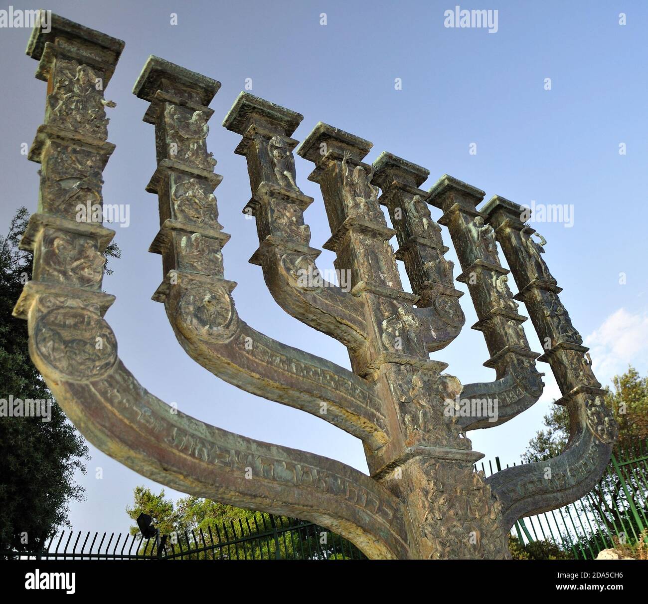 L'emblème de la menorah du judaïsme Banque de photographies et d’images