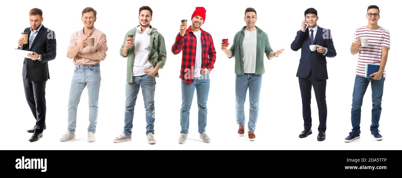 Ensemble de beaux hommes avec tasses de café sur blanc arrière-plan Banque D'Images