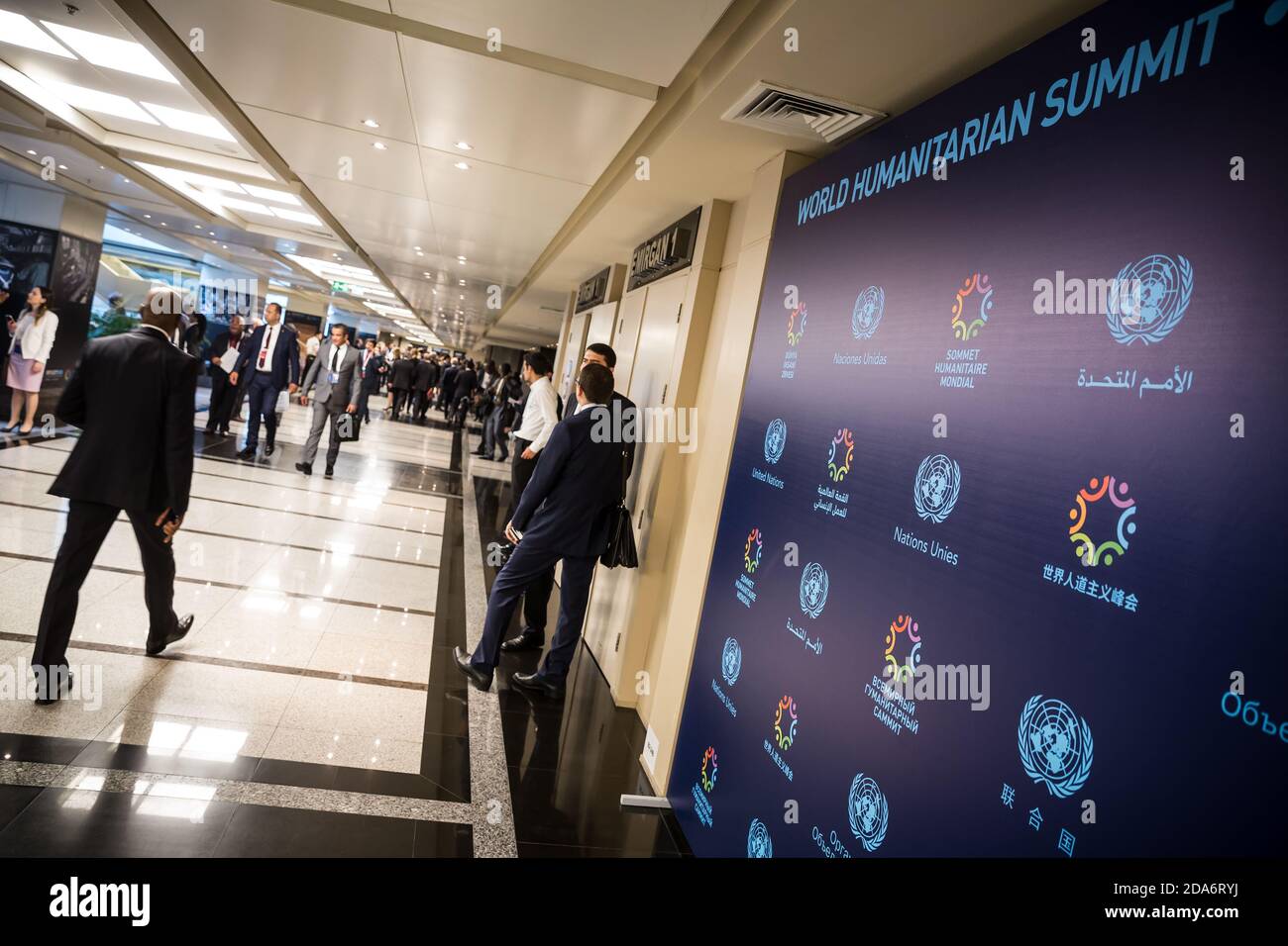 ISTANBUL, TURQUIE - 23 mai 2016 : moments de travail lors du sommet humanitaire mondial à Istanbul Banque D'Images