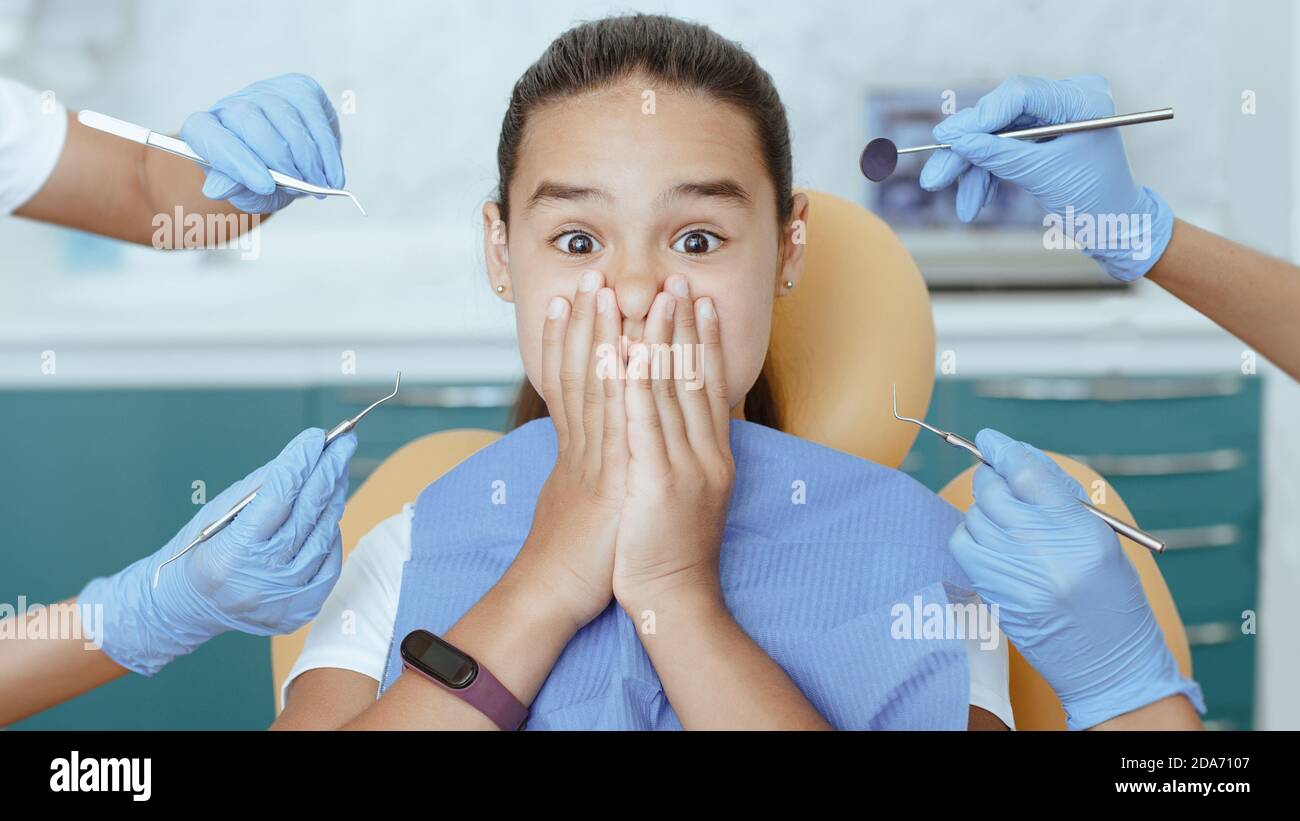 Dentisterie pour enfants, procédure médicale et hygiène buccale Banque D'Images