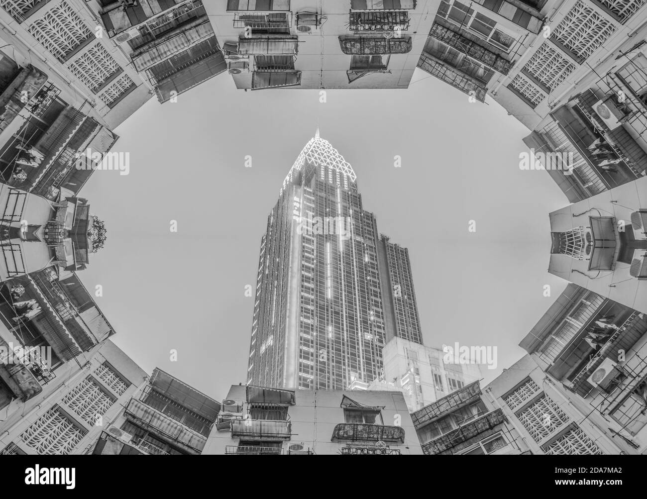 Représentation créative du Chongqing Skyscraper en noir et blanc Banque D'Images