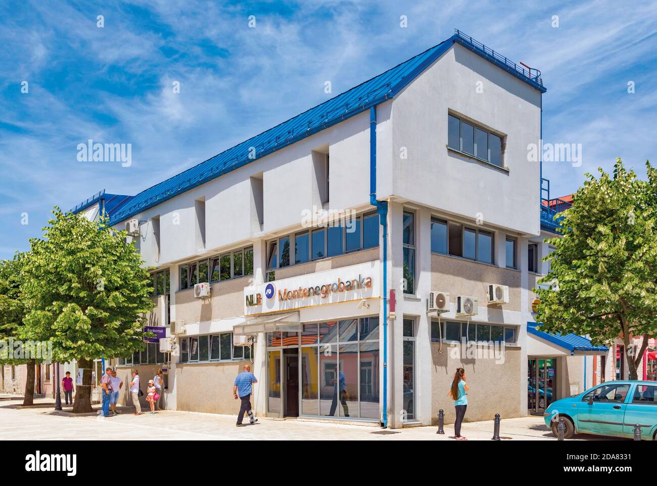 Cetinje, Monténégro. Une succursale de NLB Montenegrobanka dans le centre-ville. Banque D'Images