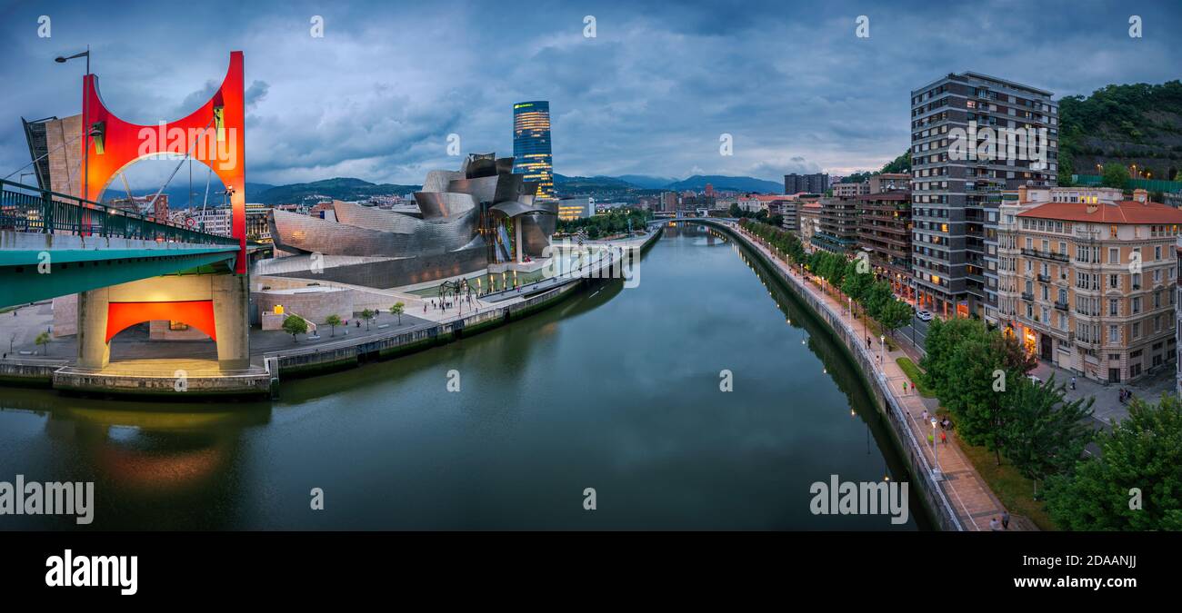 Guggenheim Museum, Bilbao, Espagne Banque D'Images