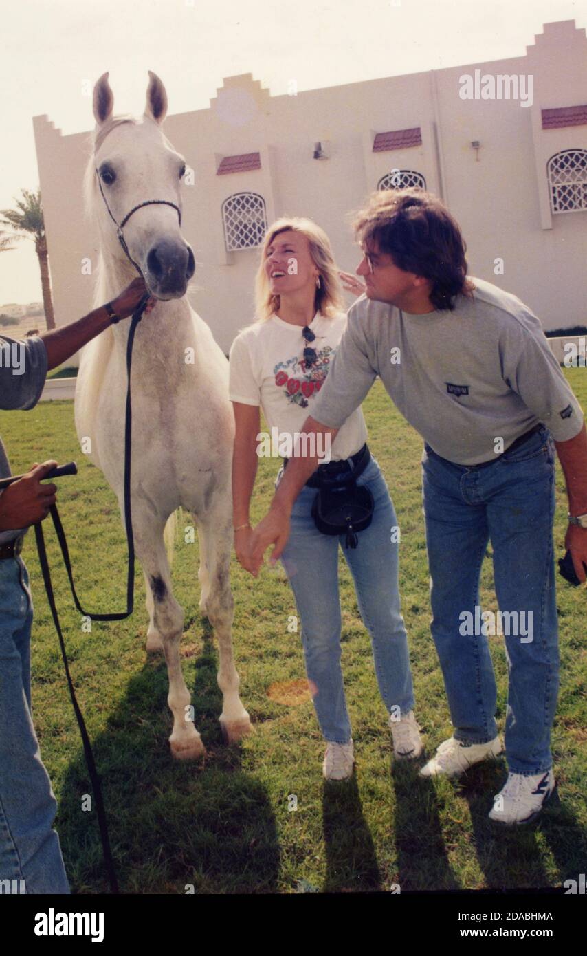 Henri Leconte, joueur de tennis français, et Marie Sara, femme de combat, dans les années 1990 Banque D'Images