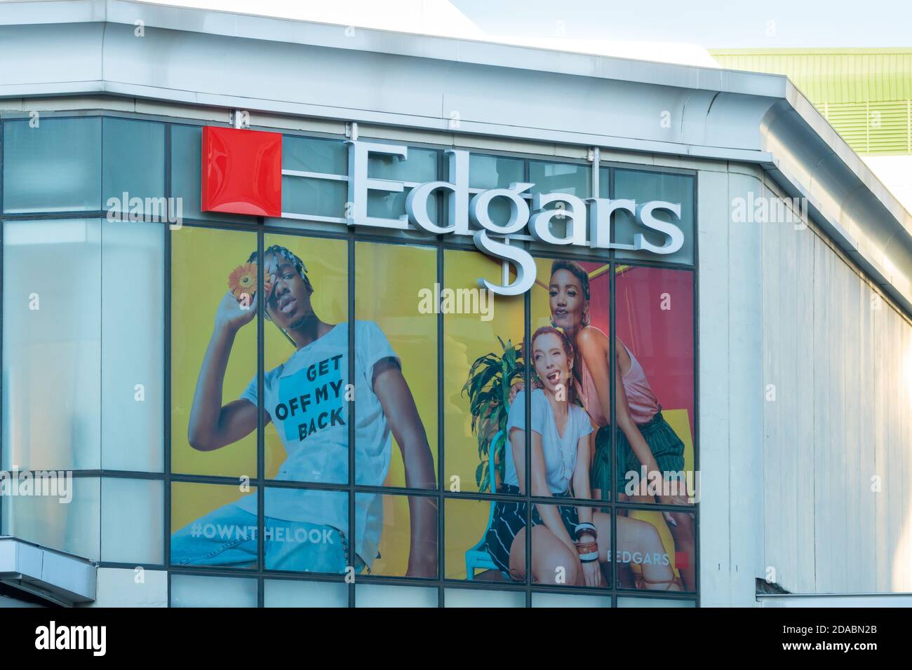 Publicité sur panneau publicitaire Edgars sur un mur d'un magasin de détail En Afrique du Sud montrant leur marque et leur logo Banque D'Images