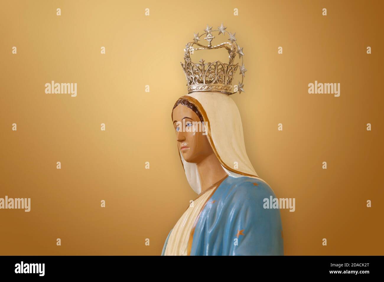 Statue de l'image de Notre Dame de grâce, mère de Dieu dans la religion catholique, Vierge Marie Banque D'Images