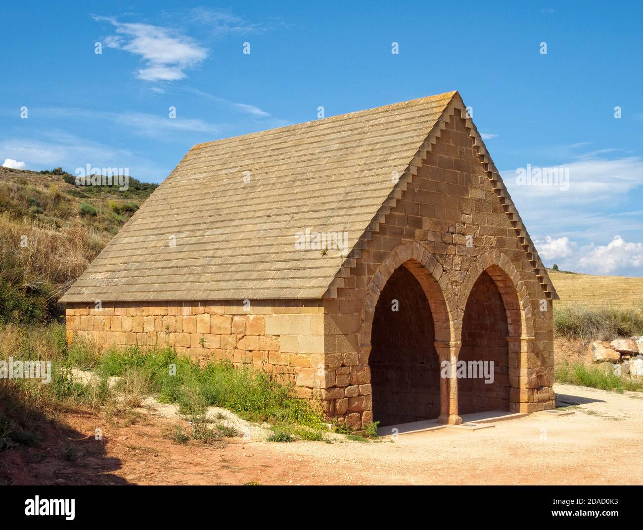 Fontaine des Maures (Fuente de los Moros) A été construit par des musulmans mais plus tard utilisé par des pèlerins chrétiens Pour se rafraîchir et se laver sur le Camino Francés Banque D'Images