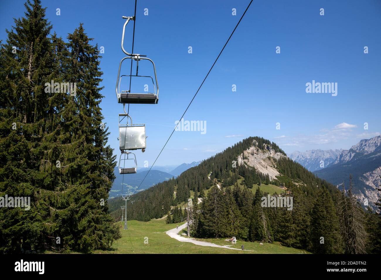 Géographie / Voyage, Allemagne, Bavière, Garmisch- Partenkirchen, télésiège en été à Kreuzeck, G, droits-supplémentaires-autorisations-Info-non-disponible Banque D'Images