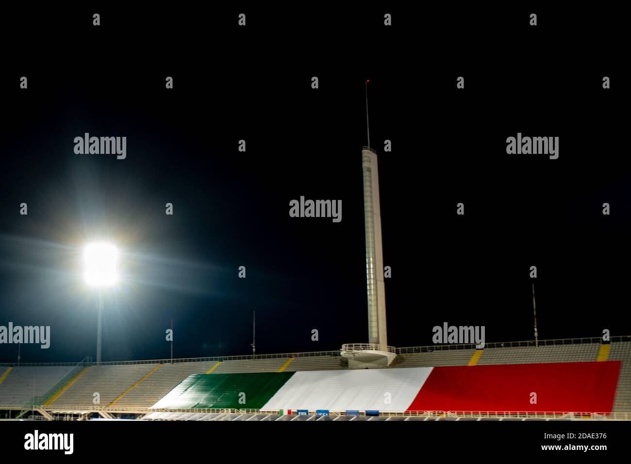 Florence, Italie. 11 novembre 2020. Vue générale Stade Artemio Franchi avec drapeau lors du match de l'UEFA 'Ligue des Nations 2020-2021' entre l'Italie 4-0 Estonie au stade Artemio Franchi le 11 novembre 2020 à Florence, Italie. Credit: Maurizio Borsari/AFLO/Alay Live News Banque D'Images