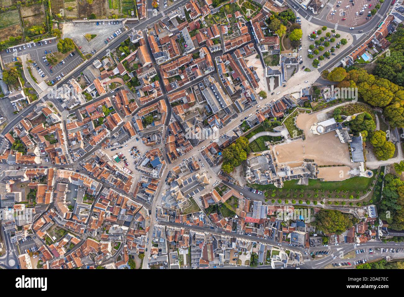 Vue aérienne de Saint-aignan-sur-cher, du vieux castel et du cher, dans le loir-et-cher Banque D'Images