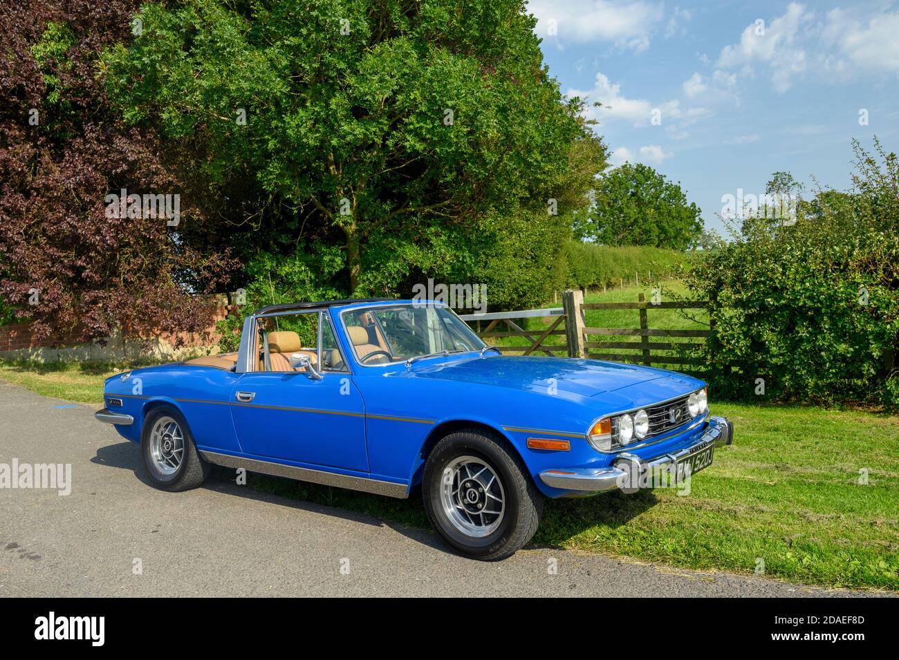 1970 Blue Triumph Stag sport tourer. Banque D'Images