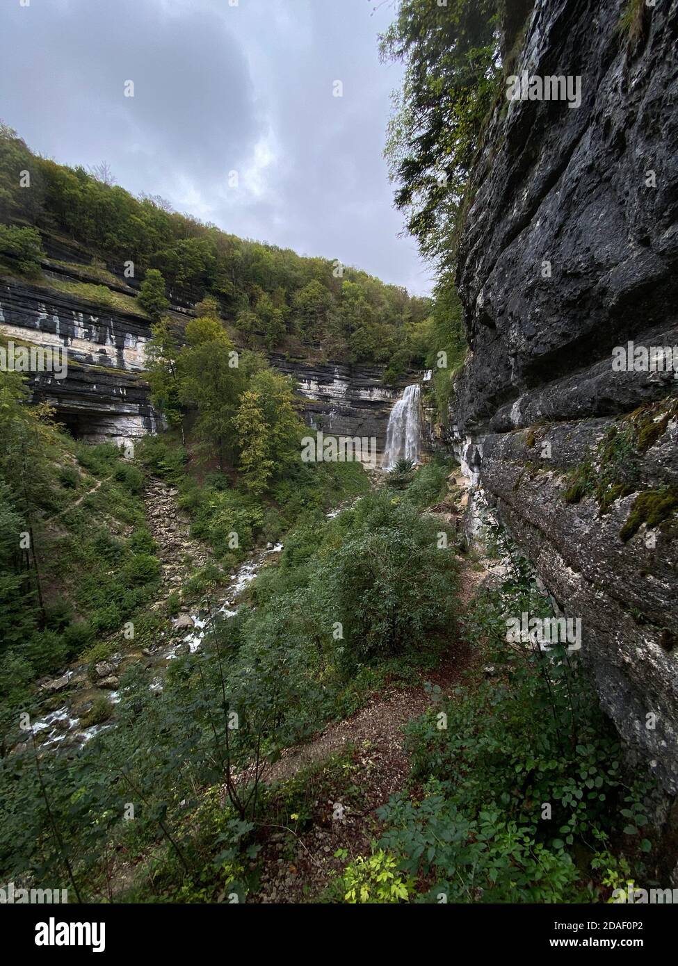 La cascade du Grand Saut est l'une des nombreuses chutes de la Cascade du herisson, france, jura Banque D'Images La cascade du Grand Saut est l'une des nombreuses chutes de la Cascade du herisson, france, jura Banque D'Images