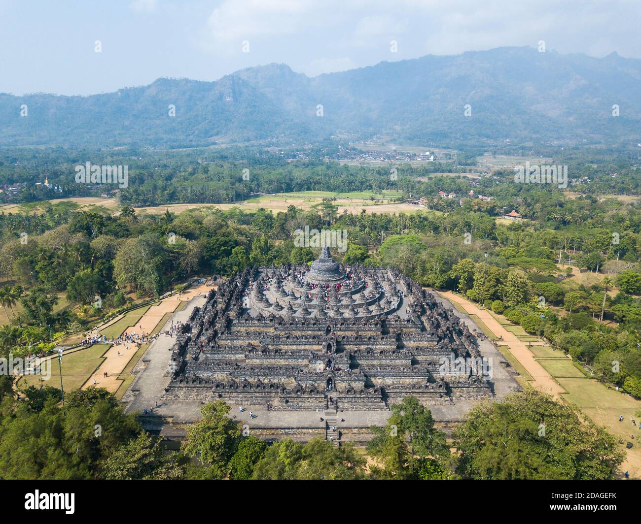 Plus grand temple bouddhiste du monde vue aérienne au lever du soleil Banque D'Images