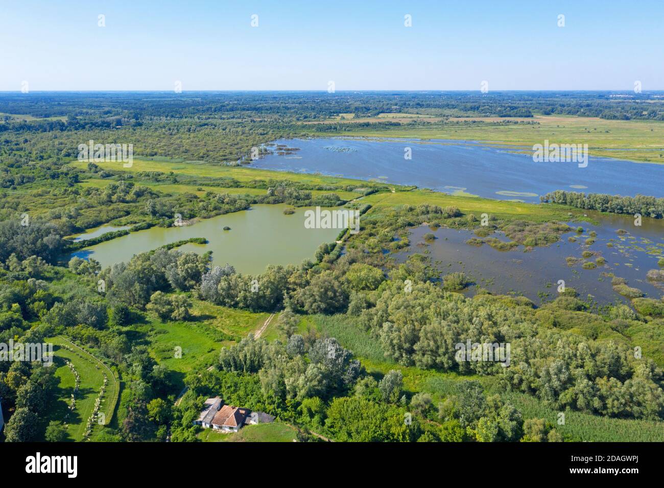 Lac Tiszaalpar, partie ouest, vue depuis la colline de l'église, vue aérienne, Hongrie, bacs-Kiskun Banque D'Images