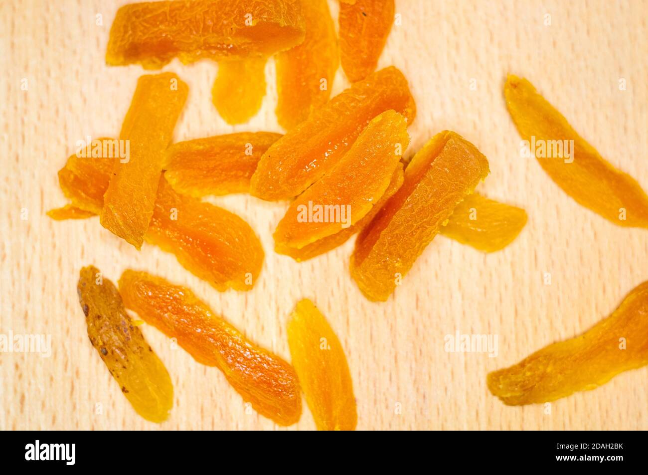 Préparation artisanale de gâteries pour Noël orthodoxe traditionnel - fruits secs, canneberges, miel, noix Banque D'Images