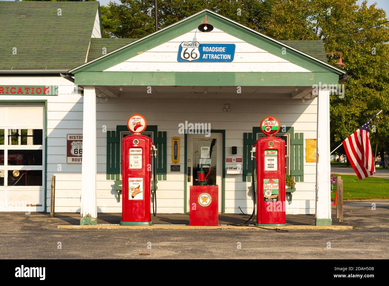 Station Service En Plein Air Banque d'image et photos - Alamy