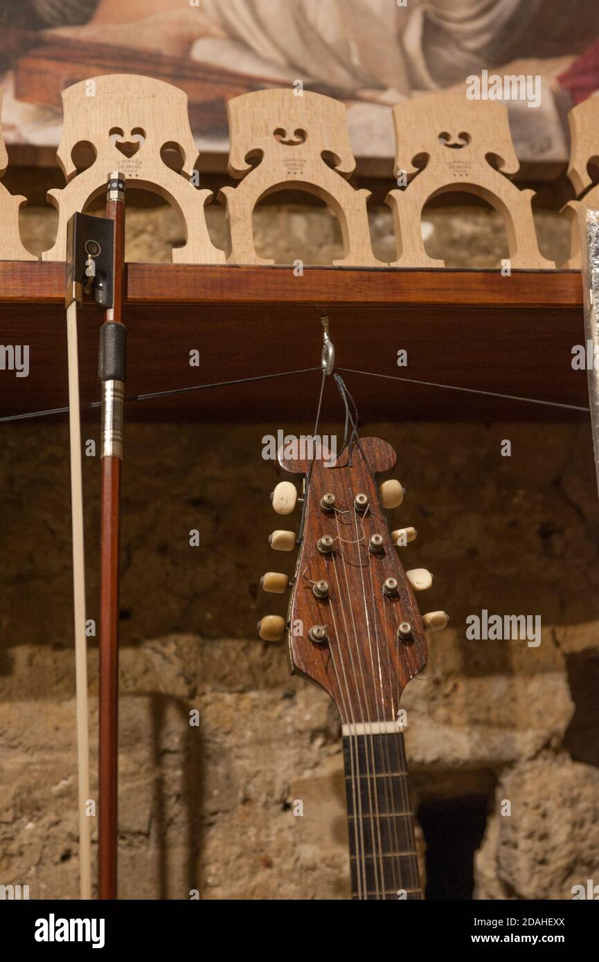 Atelier de fabrication de violon napolitain 'Liuteria Napoli' Banque D'Images