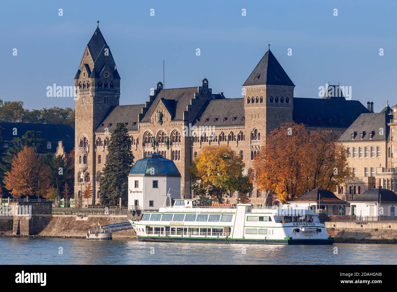 Géographie / Voyage, Allemagne, Rhénanie-Palatinat, Koblenz, vue sur le Rhin à Konrad-Adenauer-Ufer , droits-supplémentaires-autorisations-Info-non-disponible Banque D'Images