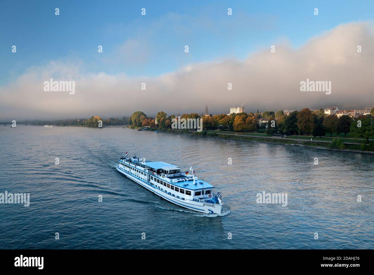 Géographie / Voyage, Allemagne, Rhénanie-Palatinat, Koblenz, bateau de croisière sur la rivière Viking le matin, droits supplémentaires-autorisation-Info-non-disponible Banque D'Images