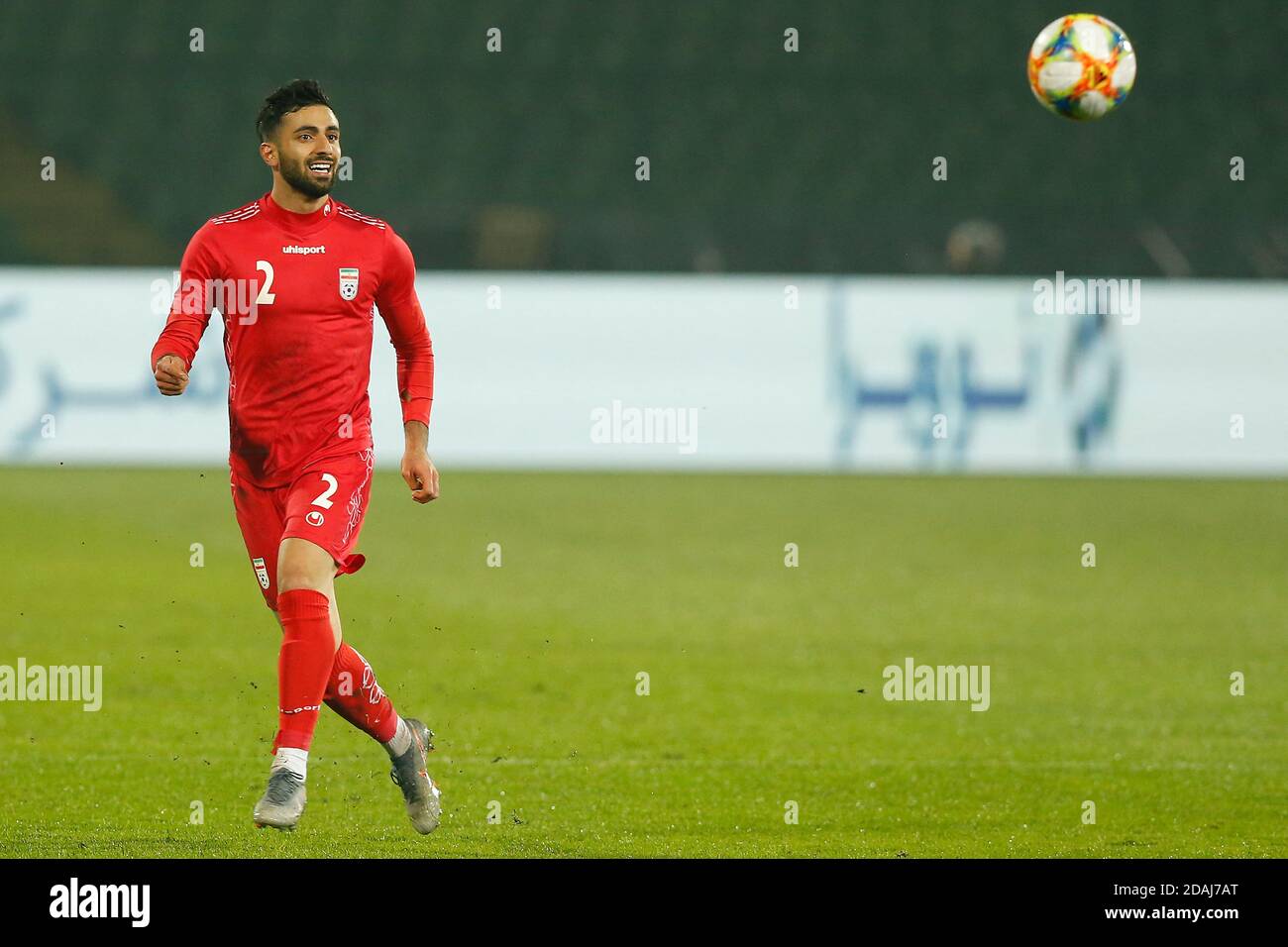 Joueur iranien Sadegh Moharrami ballon de contrôle lors d'un match de football ami Bosnie contre Iran Sarajevo, Bosnie-Herzégovine, 12, novembre 2020. At Banque D'Images