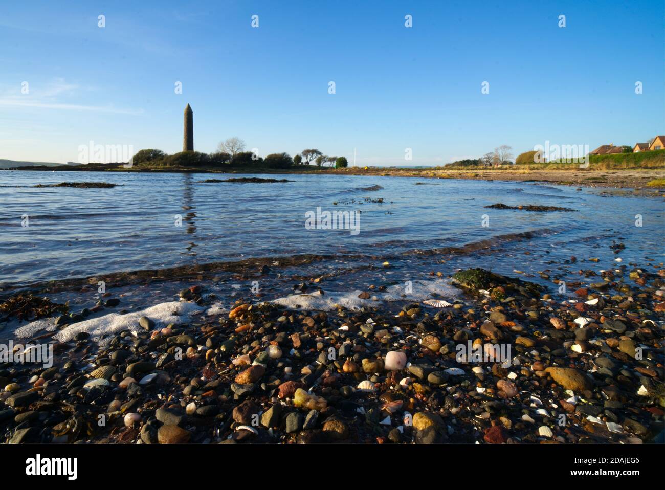 Le monument « crayon » commémorant la bataille de Largs, qui se trouve à un peu plus de 1.6 km au sud du centre-ville de Largs. Banque D'Images