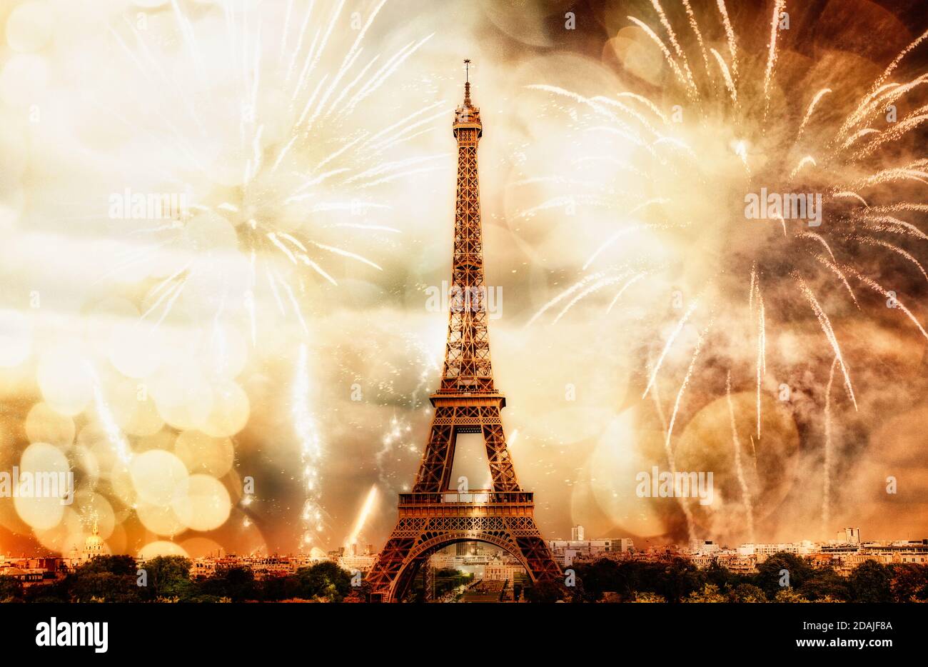 Feu d'artifice du nouvel an à Paris autour de la tour Eiffel Banque D'Images
